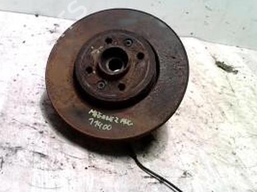 Fusee links voor RENAULT MEGANE II (BM0/1_, CM0/1_) 1.5 dCi (BM1F, CM1F) (86 hp) 25426863