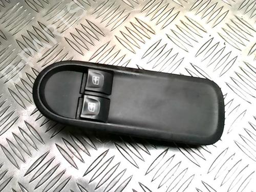 Used Left front window switch CITROËN C3 I (FC_, FN_) 1.4 HDi (68 hp) 25779353