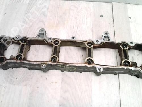Used Valve cover CITROËN C3 I (FC_, FN_) 1.4 16V (88 hp) 25423006