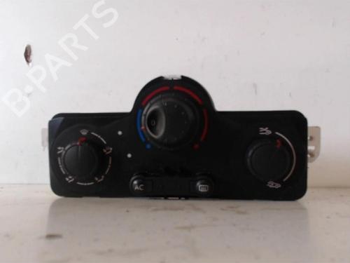 Used Climate control RENAULT CLIO III (BR0/1, CR0/1) 1.5 dCi (C/BR0G, C/BR1G) (68 hp) 25398502