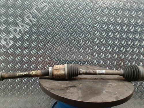 Used Right front driveshaft Right front driveshaft RENAULT GRAND SCÉNIC III (JZ0/1_) 1.9 dCi (JZ0J, JZ0N, JZ1K, JZ1S) (131 hp) 33717396 33717396