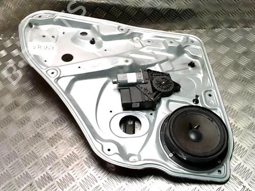 Elevador vidro trás esquerdo VW PASSAT B5.5 (3B3) 1.9 TDI (130 hp) 31263057