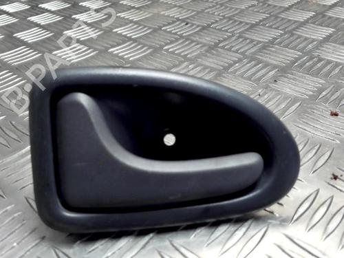 Used Front left interior door handle RENAULT CLIO II (BB_, CB_) 1.2 (BB0A, BB0F, BB10, BB1K, BB28, BB2D, BB2H, CB0A,... (58 hp) 25992200