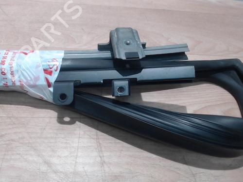 Used Rubber door seal SUZUKI SPLASH (EX) 1.0 (A5B310) (68 hp) 25385721