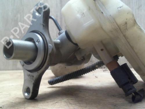 Brake master cylinder CITROËN C3 Picasso (SH_) 1.6 HDI 90 | BP31223504M77
