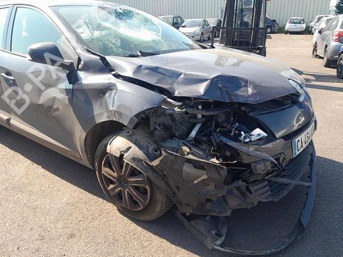 Horn RENAULT MEGANE III Hatchback (BZ0/1_, B3_) 1.5 dCi (BZ0C) | BP28447747E13