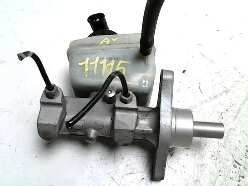 Used Brake master cylinder DACIA LOGAN MCV (KS_) 1.5 dCi (KS0W) (86 hp) 25426330