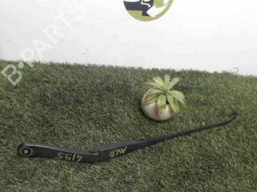 Used Front windshield wiper arm DACIA SANDERO 1.2 16V (75 hp) 25393316