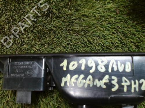 Switch RENAULT MEGANE III Hatchback (BZ0/1_, B3_) 1.5 dCi (BZ09, BZ0D, BZ1W, BZ29, BZ14) | BP29167640I30 