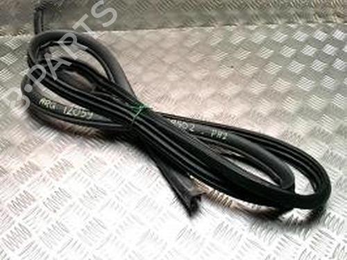 Used Rubber door seal TOYOTA COROLLA Verso (ZER_, ZZE12_, R1_) 2.2 D-4D (AUR10_, AUR10R) (136 hp) 25790724