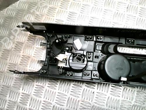 Middle console RENAULT CAPTUR I (J5_, H5_) 0.9 TCe 90 | BP33735978I22  - Image 5