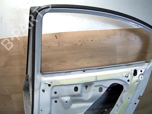 Used Right rear door CHEVROLET CRUZE (J300) 2.0 CDI (150 hp) 29389577