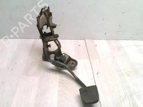 Used Clutch pedal TOYOTA CELICA Coupe (_T20_) 1.8 i 16V (AT200) (116 hp) 25422982