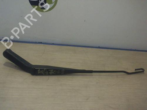 Used Front windshield wiper arm RENAULT SCÉNIC I MPV (JA0/1_, FA0_) 1.9 dCi (JA05, JA1F) (102 hp) 25389227