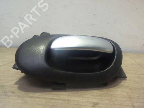 Used Front right interior door handle PEUGEOT 206 Hatchback (2A/C) 2.0 HDI 90 (90 hp) 25389558