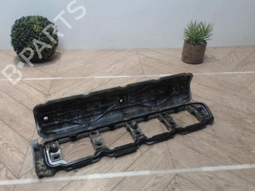 Coperchio valvole FORD FIESTA IV (JA_, JB_) 1.3 i (60 hp) 31218654