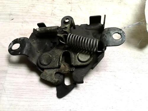 Used Hood lock TOYOTA YARIS (_P1_) 1.3 (NCP10, SCP12_) (86 hp) 27541965
