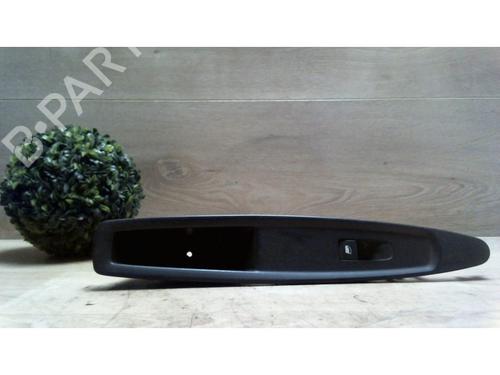 Pulsantiera anteriore destra RENAULT SCÉNIC I MPV (JA0/1_, FA0_) 1.6 (JA00, JA16, JA15, JA19, JA1V, JA2B, JA2C, JA0B,... (107 hp) 25410099