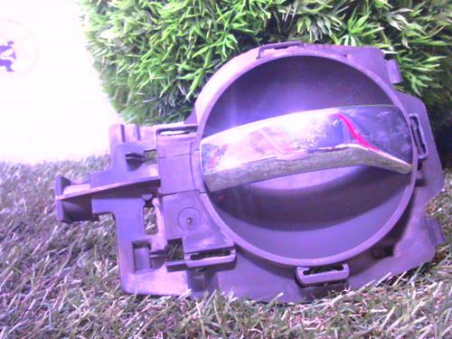 front-right-interior-door-handle-citroen-c2-jm_-2003-2004-2005-2006-2007-2008-2009-2010-2011-2012-2013-2014-2015-2016-2017-25395751 main image