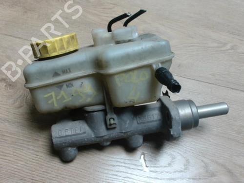 Used Brake master cylinder VW POLO IV (9N_, 9A_) 1.4 16V (80 hp) 31238941