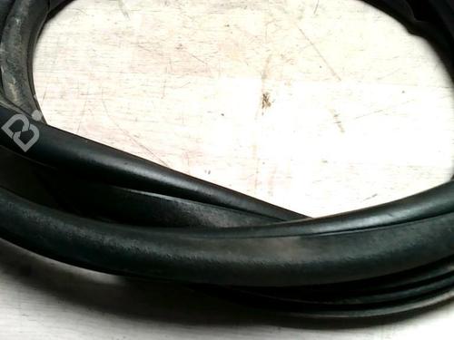 rubber-door-seal-peugeot-308-i-4a_-4c_-2007-2008-2009-2010-2011-2012-2013-2014-2015-2016-25422532 main image