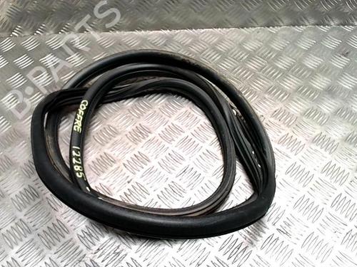 Borracha vedante da porta CITROËN C1 II (PA_, PS_) 1.0 VTi 72 (72 hp) 31829318