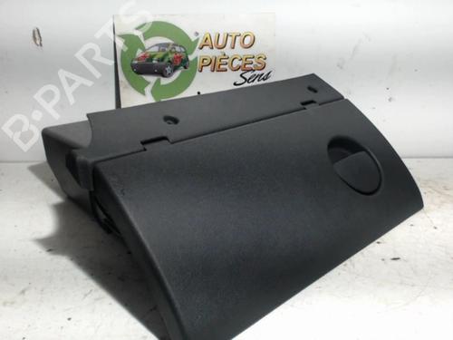 Used Glove box OPEL CORSA C (X01) 1.2 (F08, F68) (75 hp) 25398784