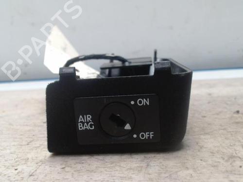 Comutador AUDI A6 C6 Avant (4F5) 2.7 TDI (190 hp) 31222095