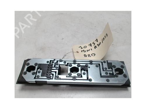 Used Licence plate light MINI MINI (R50, R53) One D (75 hp) 25417577