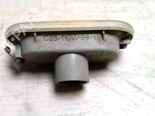 Højre side indikator SEAT IBIZA IV (6J5, 6P1) 1.6 TDI (90 hp) 27508521