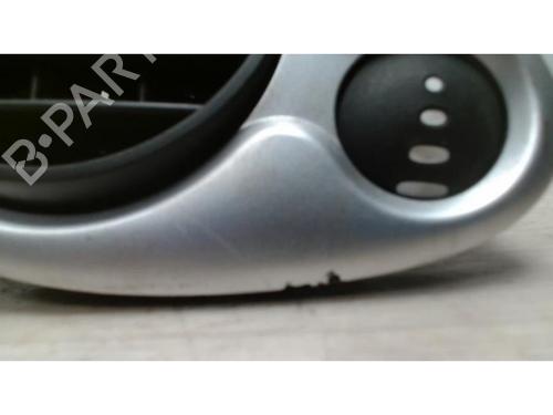 Air vent RENAULT CLIO III (BR0/1, CR0/1) 1.5 dCi (BR17, CR17) | BP25418741I21 
