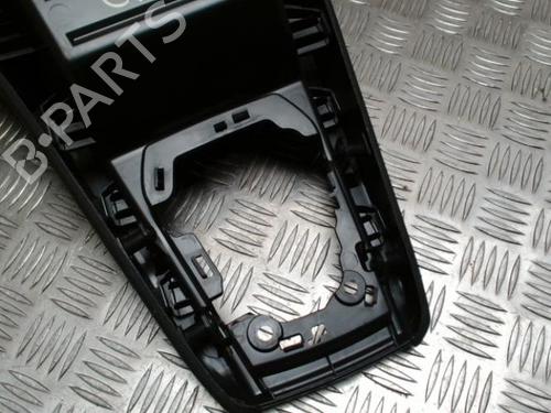 Middle console RENAULT CLIO V (B7_) 1.5 Blue dCi 85 (B7AG) | BP30741311I22 