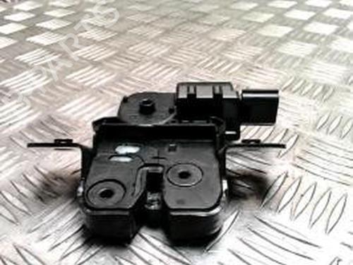 Używane Zamek klapy tylnej / bagażnika RENAULT CLIO V (B7_) 1.5 Blue dCi 85 (B7AG) (86 hp) 30448163