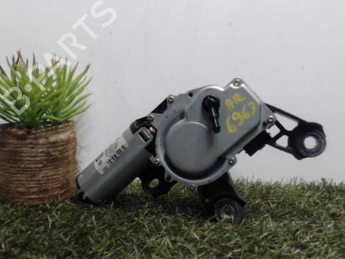 Used Rear wiper motor VW POLO (9N_, 9A_) 1.2 (54 hp) 25392284