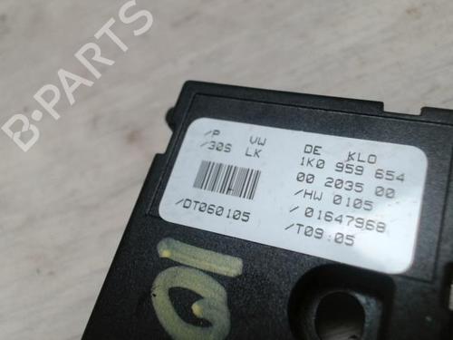 Used Electronic sensor AUDI A3 Sportback (8PA) 2.0 TDI 16V (140 hp) 28526053