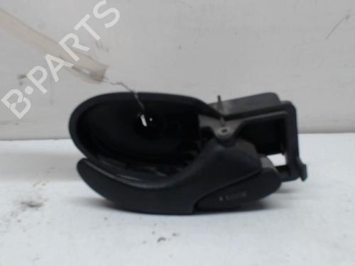 Højre fortil invendig håndtag FORD FOCUS I Turnier (DNW) 1.8 Turbo DI / TDDi (90 hp) 25397610