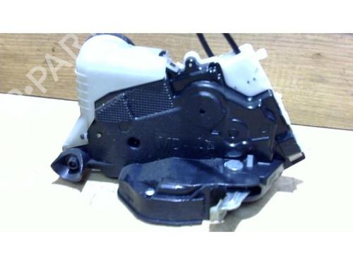 Front right lock TOYOTA YARIS (_P13_) 1.4 D (NLP130_, NLP130) | BP25402040C97 