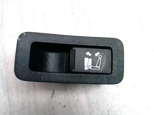 Commutateur MITSUBISHI OUTLANDER II (CW_W) 2.0 DI-D (CW8W) (140 hp) 31227116