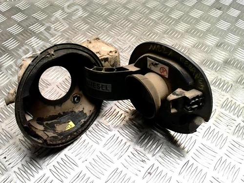 fuel-flap-renault-megane-iii-hatchback-bz01_-b3_-2008-32628294 main image