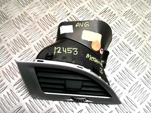 Air vent RENAULT MEGANE III Coupe (DZ0/1_) 1.9 dCi (DZ0N, DZ0J, DZ1J, DZ1K) | BP31992269I21