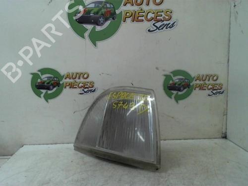 Used Right front indicator RENAULT ESPACE II (J/S63_) 2.1 TD (J633, J634, J/S635, J/S63D) (88 hp) 25400669