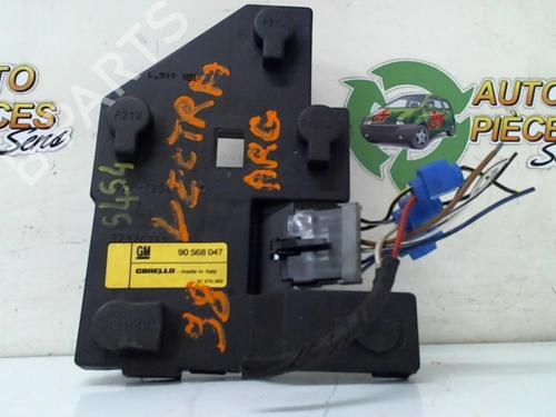 Used Licence plate light OPEL VECTRA B Hatchback (J96) 1.8 i 16V (F68) (116 hp) 25400921