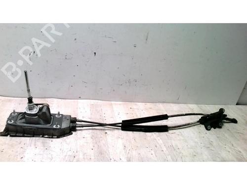 Used Gear lever VW POLO V (6R1, 6C1) 1.6 TDI (90 hp) 25422886