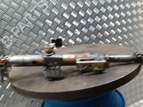 Used Steering column Steering column TOYOTA RAV 4 II (_A2_) 2.0 D 4WD (CLA20_, CLA21_, CLA20R, CLA21R) (116 hp) 33735975 33735975