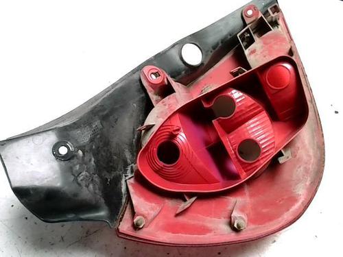 Used Right taillight RENAULT CLIO III (BR0/1, CR0/1) 1.5 dCi (C/BR0G, C/BR1G) (68 hp) 31229716
