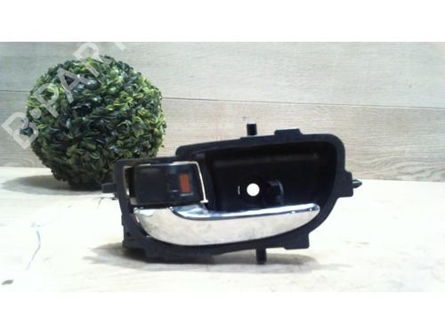 Used Rear left interior door handle TOYOTA YARIS (_P13_) 1.4 D (NLP130_, NLP130) (90 hp) 25402070