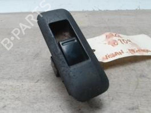 Used Left rear window switch NISSAN PRIMERA Hatchback (P12) 1.9 dCi (116 hp) 25421657