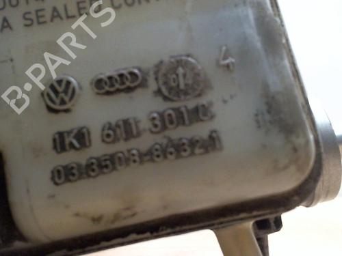 Used Brake master cylinder FORD FIESTA V (JH_, JD_) 1.4 TDCi (68 hp) 25413561