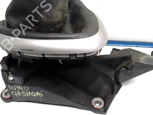 Gear lever NISSAN QASHQAI I (J10, NJ10) 2.0 dCi | BP31227437M90 