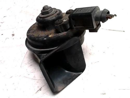 Horn SEAT EXEO ST (3R5) 2.0 TDI (120 hp) 31220536